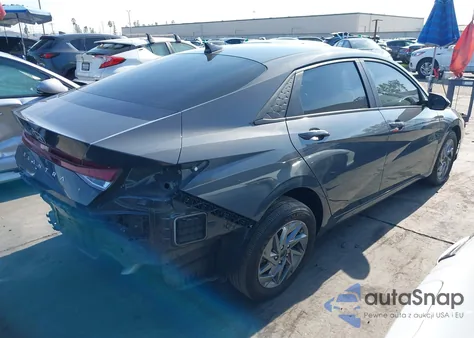 2024 Hyundai Elantra Sel z USA, uszkodzony, nr VIN KMHLM4DG8RU765121